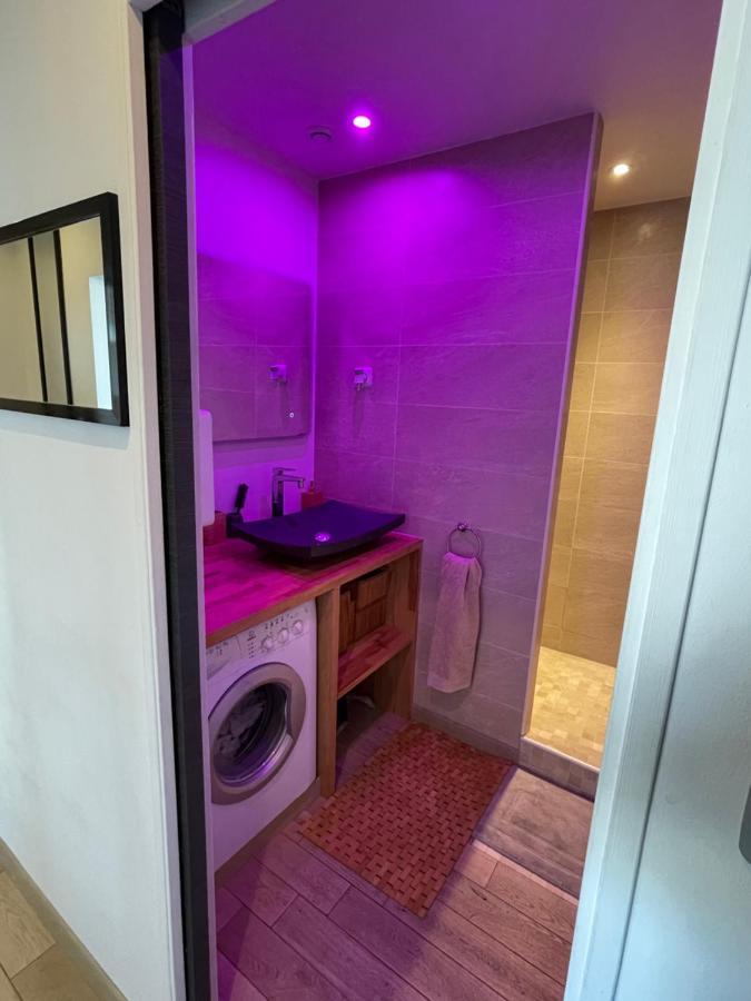 Guest Room "We Are With You In This Flat" Strasbourg Exterior photo